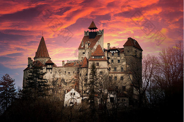 麸皮城堡特兰西瓦尼亚罗马尼亚惊人的日落城堡吸血鬼
