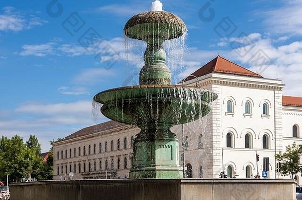 喷泉路德维希马克西米利安大学慕尼黑