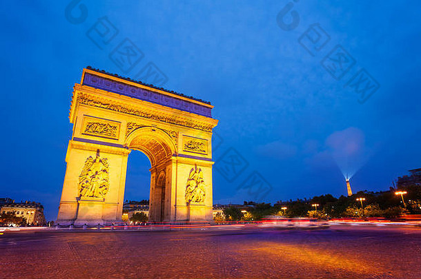 照亮弧凯旋门晚上巴黎