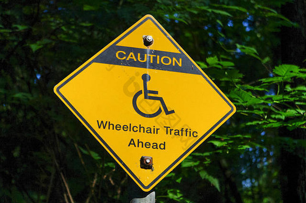黄色的警告标志谨慎轮椅交通之前pictogram加拿大
