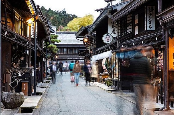 高山日本11月狭窄的街道三町苏吉历史区排木招商”房子约会