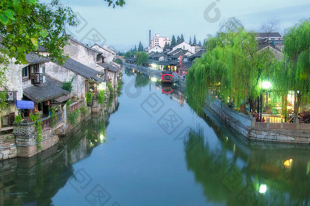 建筑水运河枫泾小镇上海中国黄昏