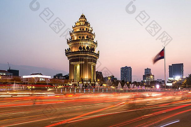交通冲独立纪念碑高棉语体系结构风格金边在金边柬埔寨资本城市模糊