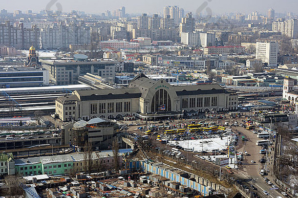 基辅城市铁路站空中视图