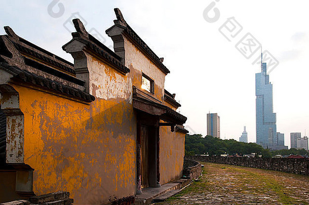 zifeng塔南京古老的城市墙
