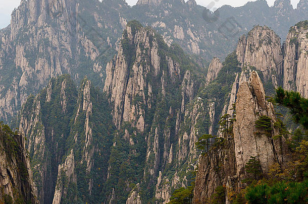 人行道宝塔针对松峰西海区域黄山黄色的山中国