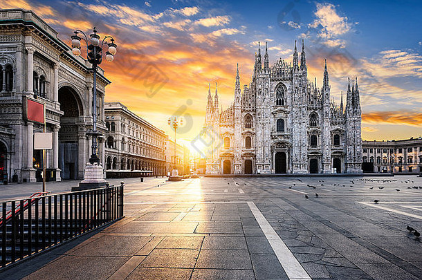 大教堂日出米兰欧洲