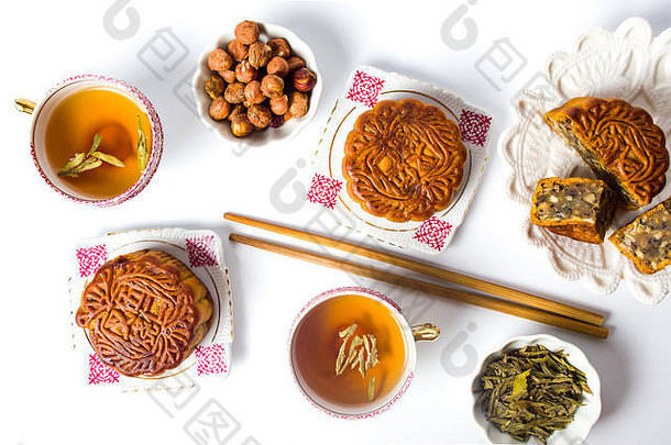 中国人月饼服务杯茶前视图