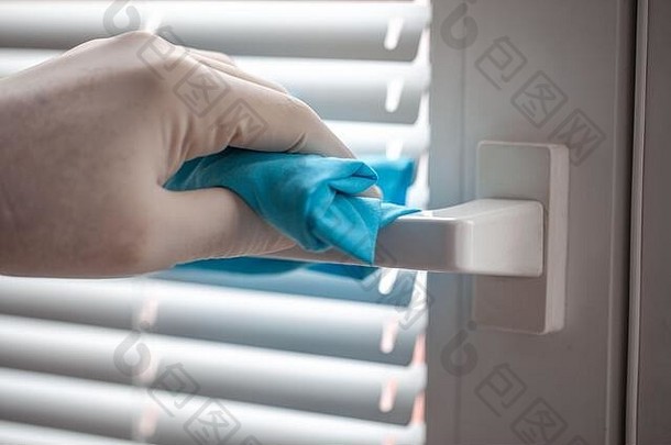 清洁消毒通过处理窗户处理清洁毛巾病毒细菌