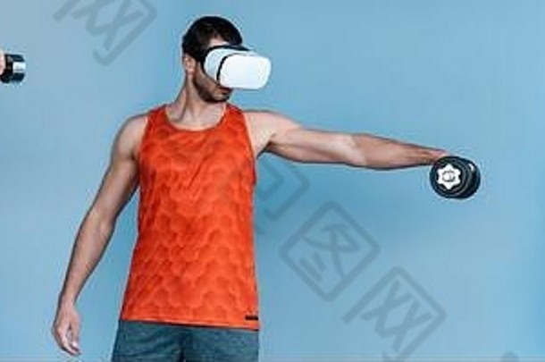 拼贴画运动员医疗面具健身席锻炼哑铃虚拟现实耳机蓝色的