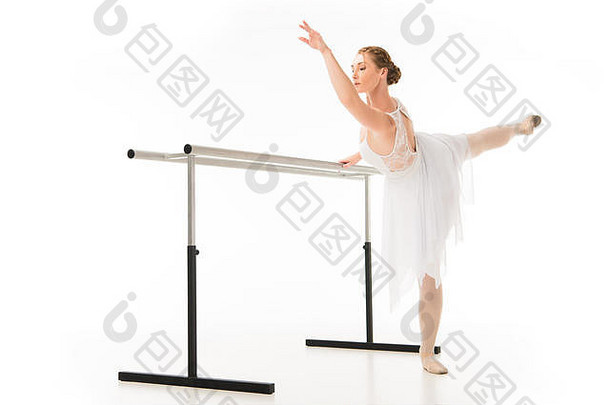 成人芭蕾舞女演员图图尖端鞋子锻炼芭蕾舞巴利站孤立的白色背景