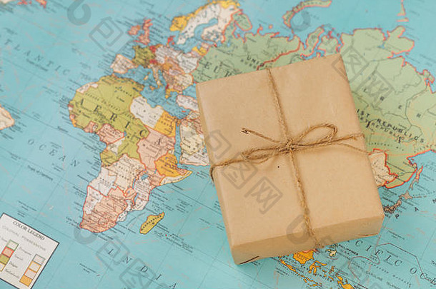 国际航运纸板盒子地理地图背景