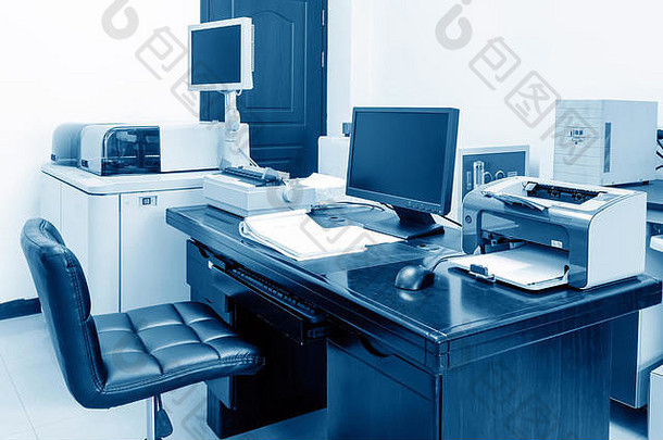 现代办公室打印机复印机设备