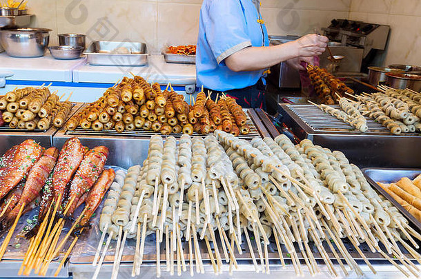 四川街道串中国人人爱零食