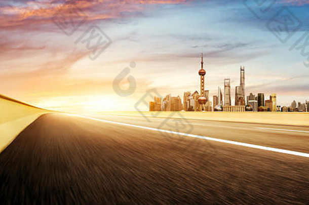 动态模棱两可的高速公路城市摩天大楼上海中国