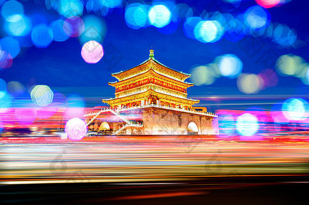 西安开始点古老的丝绸路美丽的贝尔塔晚上中国