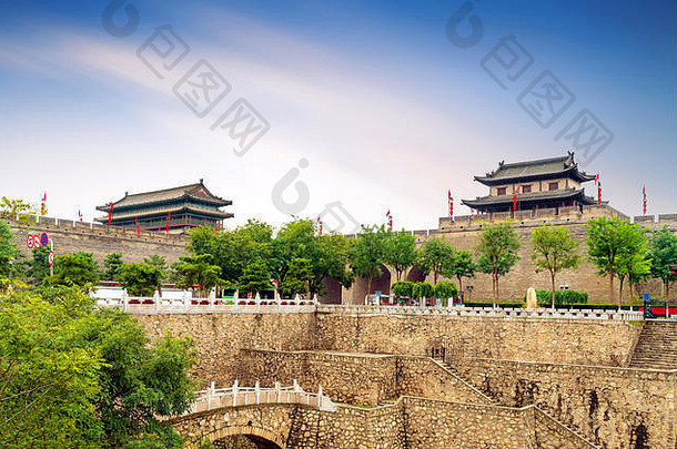 西安古老的城市墙护城河中国陕西