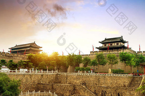 古老的城市墙西安中国景观黄昏
