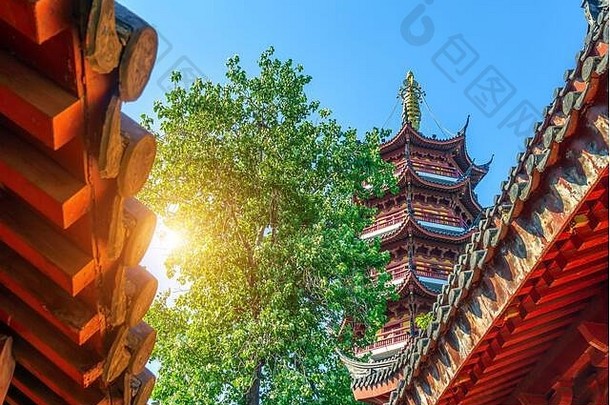 中国人传统的寺庙体系结构宝塔
