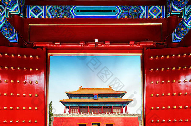 红色的盖茨历史建筑北京中国