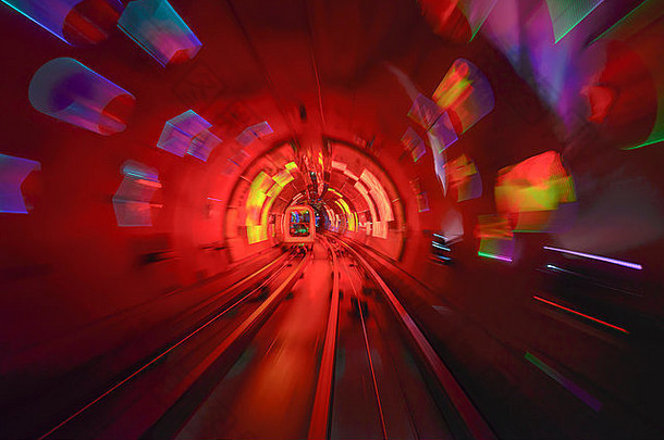运动模糊上海观光隧道
