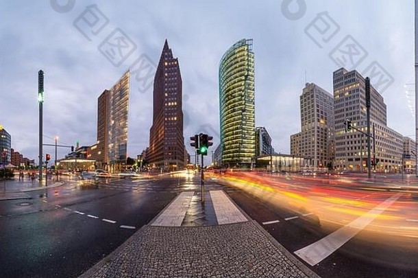 柏林德国城市天际线波茨坦广场金融区《暮光之城》