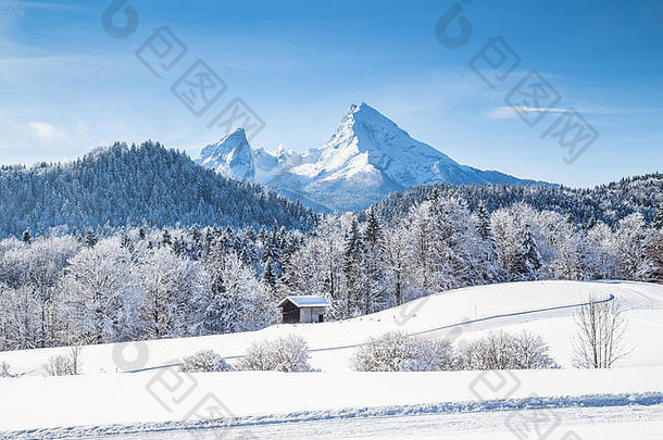美丽的视图风景优美的冬天仙境风景交叉国家滑雪跟踪著名的瓦茨曼山<strong>峰会背景</strong>冬天