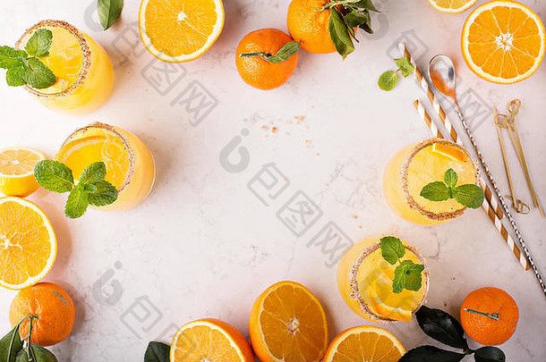 橙色柠檬丽塔·哈鸡尾酒