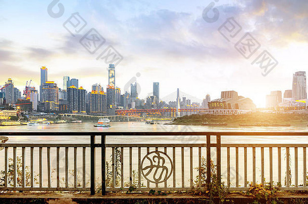 重庆中国市中心城市天际线长江河