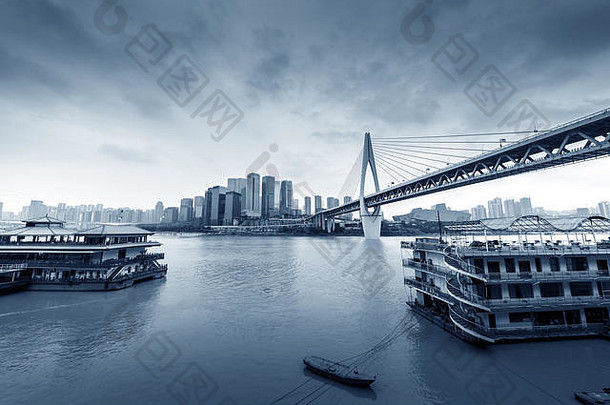 重庆城市天际线现代桥梁摩天大楼