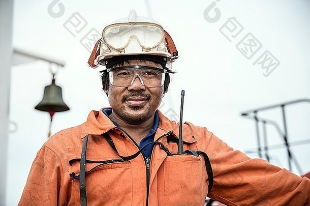 肖像工人石油油轮