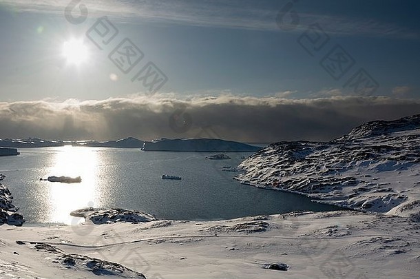 升高阳光照射的视图伊卢利萨特冰峡湾迪斯科湾格陵兰岛