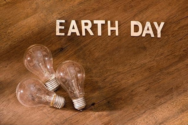 生态友好的地球一天概念储蓄能源
