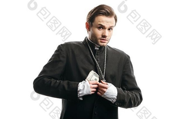 害怕天主教牧师相机隐藏钱袈裟孤立的白色