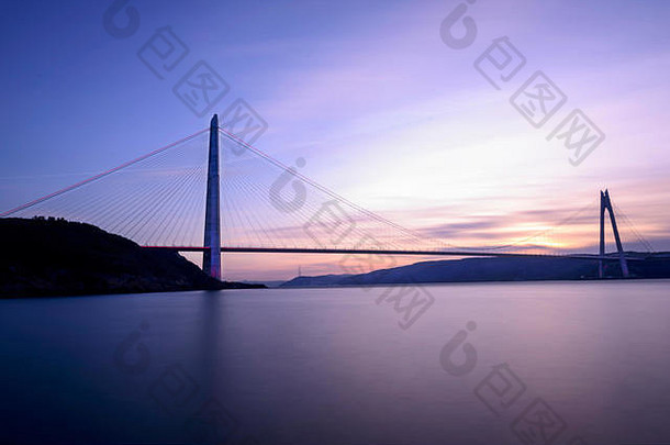 伊斯坦布尔亚武兹苏丹亚历克斯横跨博斯普鲁斯海峡桥