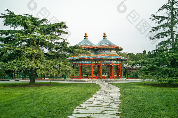 双形状的长寿展馆寺庙天堂北京中国