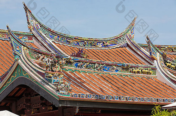 程勋腾佛教寺庙屋顶显示雕塑神话监护人马六甲马来西亚