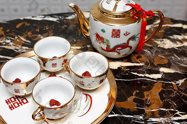 双幸福茶集服务茶中国人婚礼