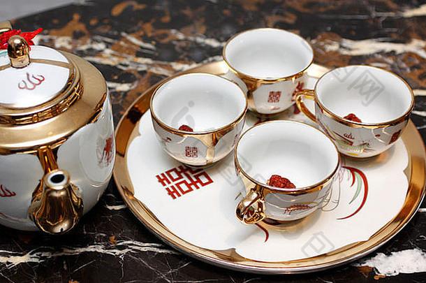 双幸福茶集服务茶中国人婚礼