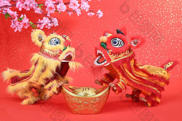 中国人传统的跳舞狮子一年