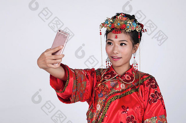 中国人新娘采取自拍