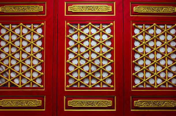 美丽的中国人室内模式红色的黄金颜色
