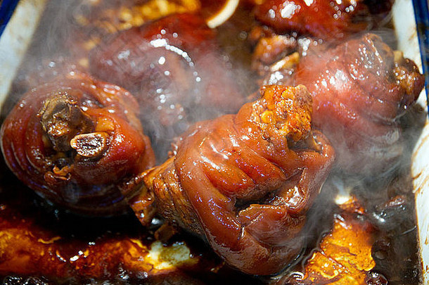 猪肉猪指节准备中国人中国人餐厅周庄城市关闭上海