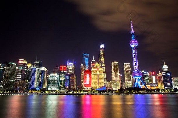 晚上视图上海中国亚洲