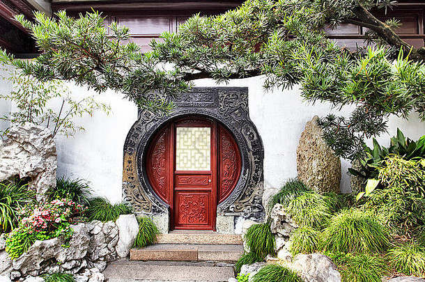 轮门口古老的元花园上海中国