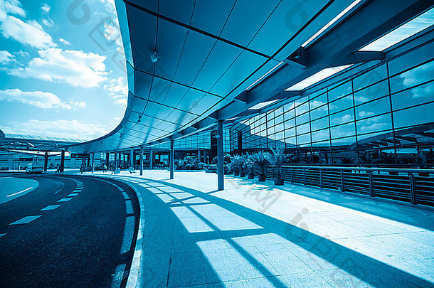 现代机场终端上海