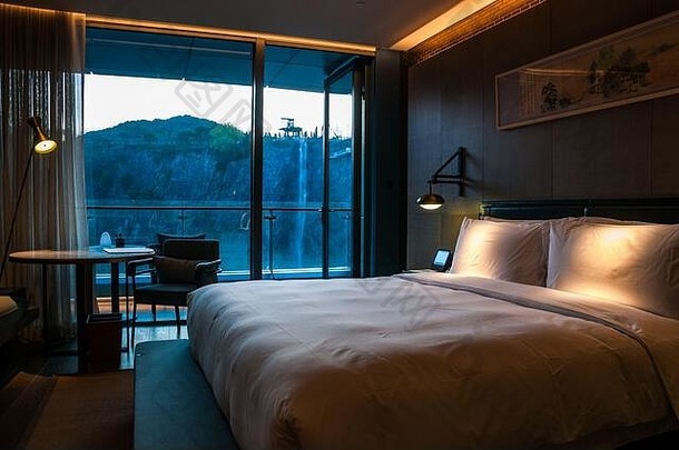 视图卧室房间洲际上海仙境地下酒店建采石场