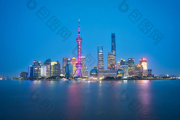 照片全景视图上海日落时间