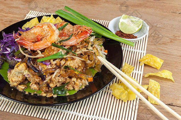 搅拌炸海藻玻璃行虾垫泰国食物低碳水化合物失去重量