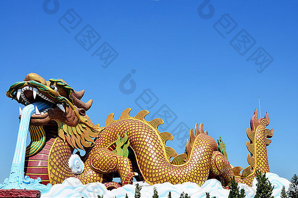 龙雕像suphanburi城市支柱神社suphanburi泰国